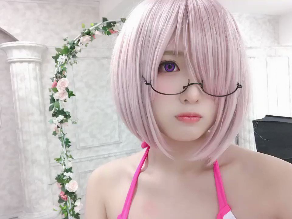 動くマシュ💕(水着)
三着目！