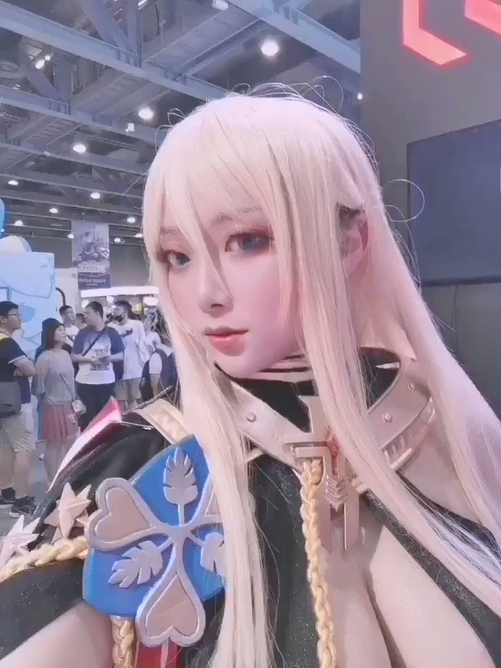 #アズールレーン #cosplay 
去年的俾斯麦(｡>∀<｡)