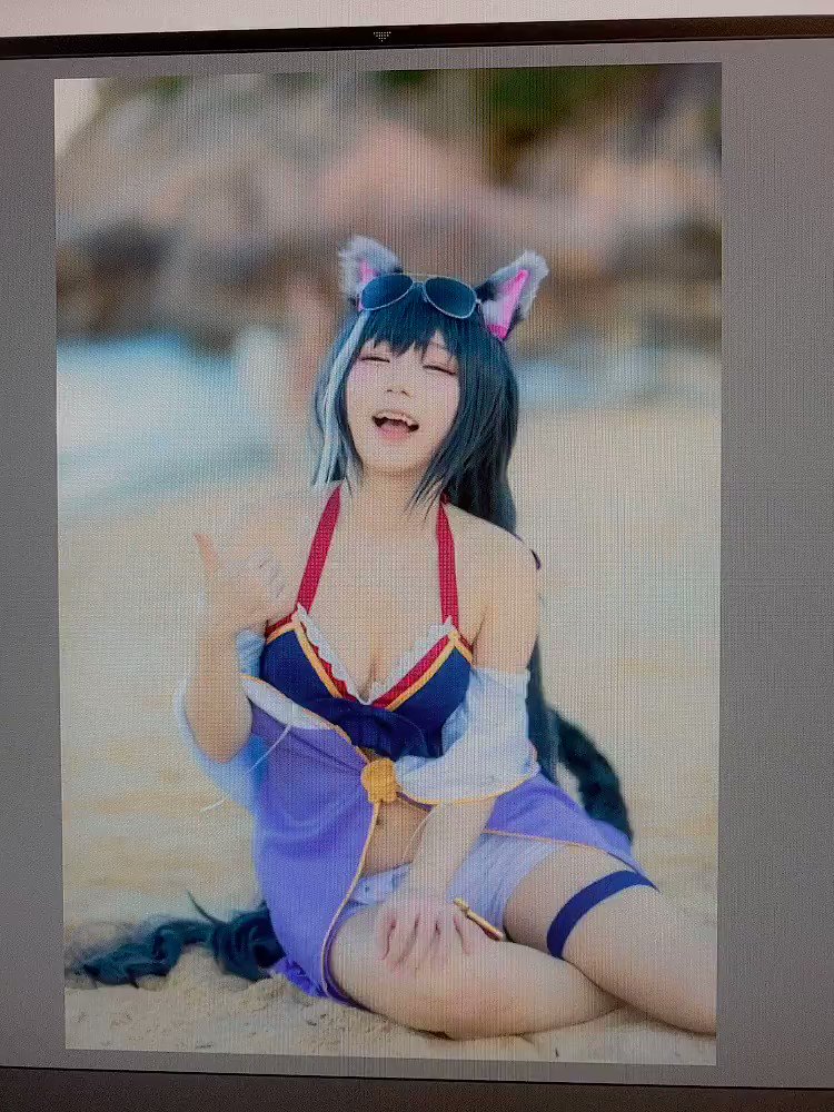 へん顔ฅ•̀∀•́ฅ