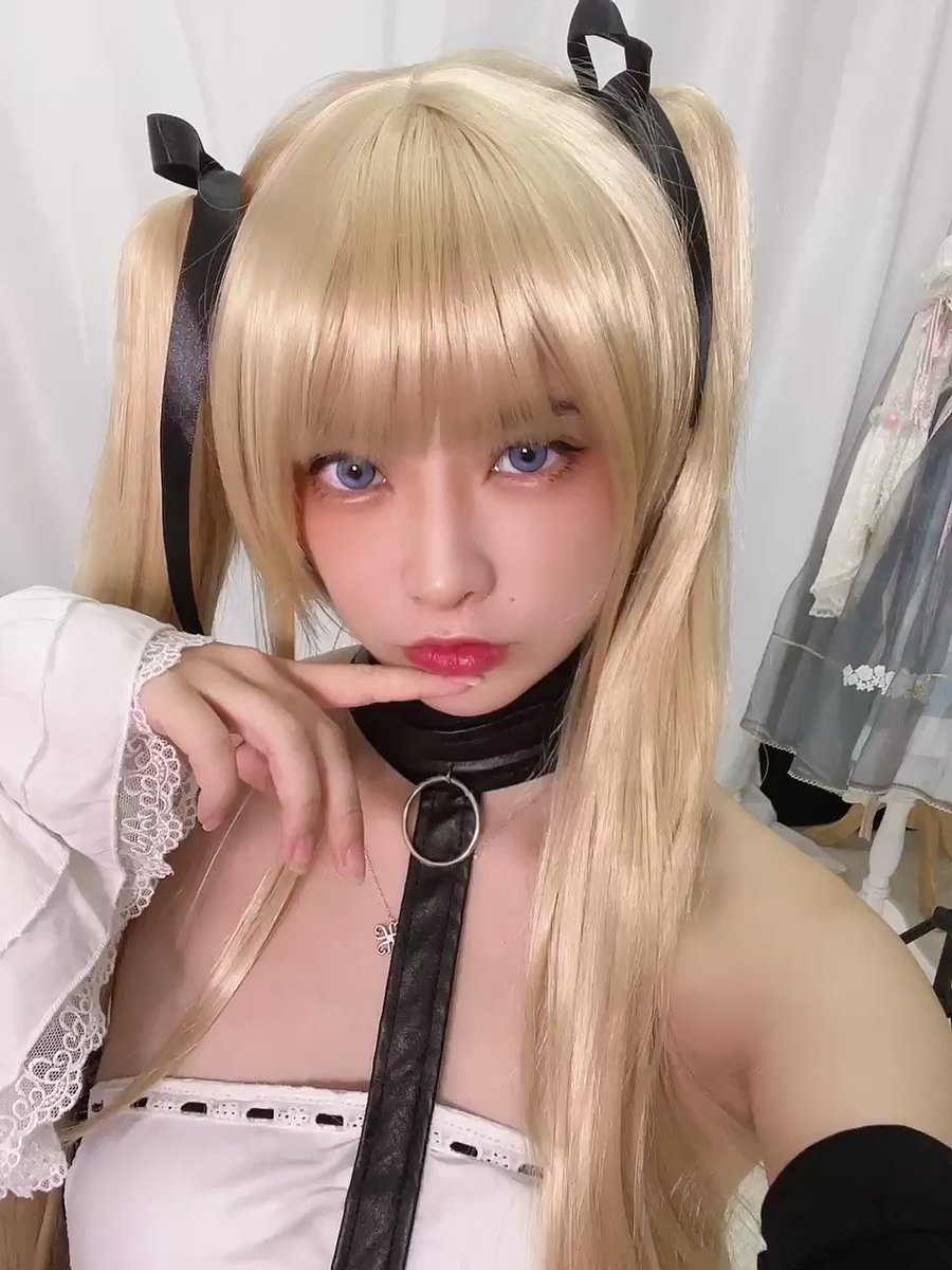 マリー・ローズです♪
パンチ喰らえー