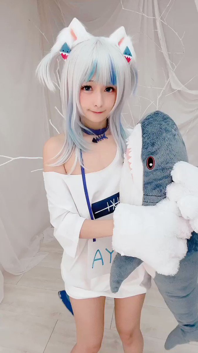 Shaking~Shaking~🦈

@gawrgura 
#gawrgura #gawrt #hololiveEN #hololive #CatShark
