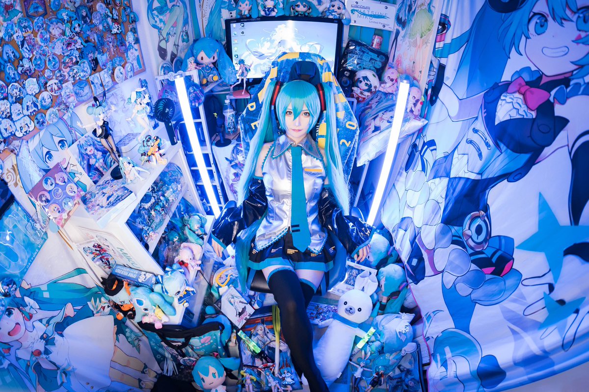 ♩*。♫.°♪*。♬꙳♩*。♫♩*。♫.°♪*。

HBD Miku !
You mean the world to me.

♩*。♫.°♪*。♬꙳♩*。♫♩*。♫.°♪*。

#初音ミク生誕祭2021 
#初音ミク14周年 
#しらゆきミク