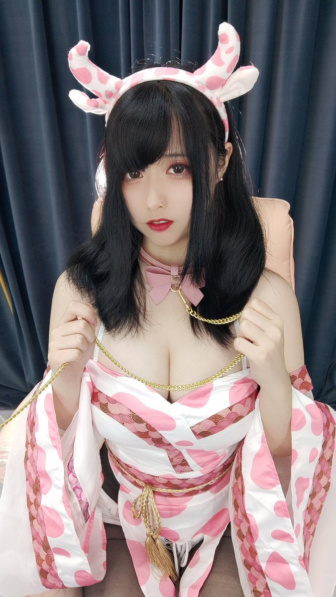 粉色牛牛