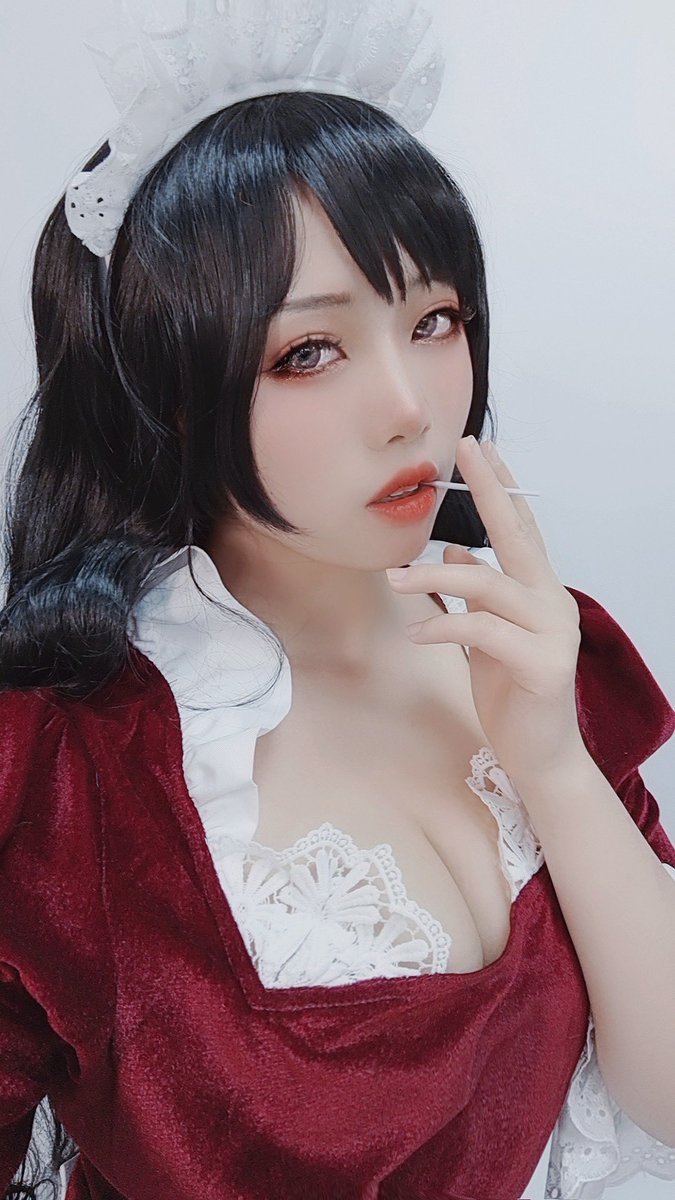 猜猜我嘴里是什么⸜₍๑•⌔•๑ ₎⸝

#海贼王 #baby5