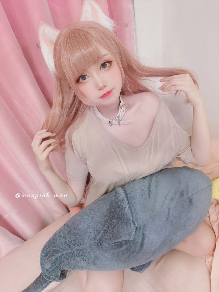 ご主人さま見て!大きなシャークさんをゲットしたよ🦈✨