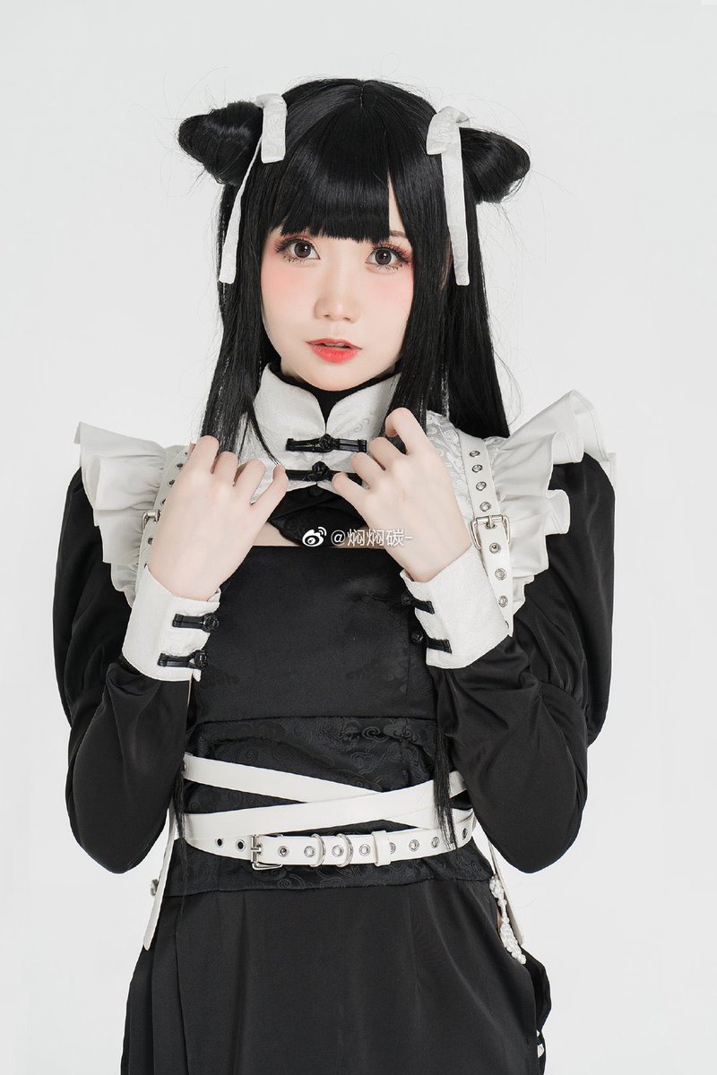 服装：@saiwsaiwsaiw