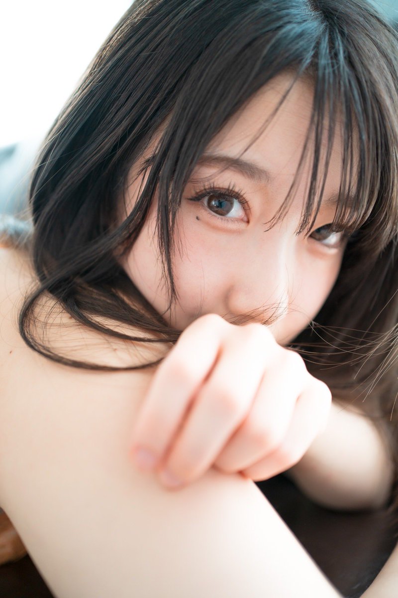 『恋。』写真集がAmazonのkindleにて
ダウンロード写真集になりました🥺❤️‍🔥

Kindle会員の方は読み放題でご覧頂けます!!
写真集では出来ない拡大👀して見れたり、いつでもP120写真集が持ち歩けます( ᵒ̴̶̷̤ ᵒ̴̶̷̤ )✨
http://amazon.co.jp/dp/B09C23HKH4