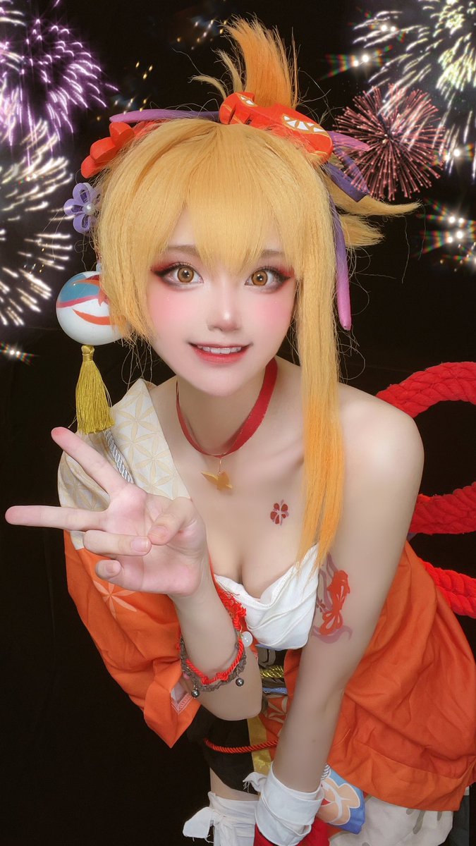 あなたと一緒に花火を見たいです！

I want to watch fireworks with you！

#Yoimiya 
#宵宫 
#原神Project