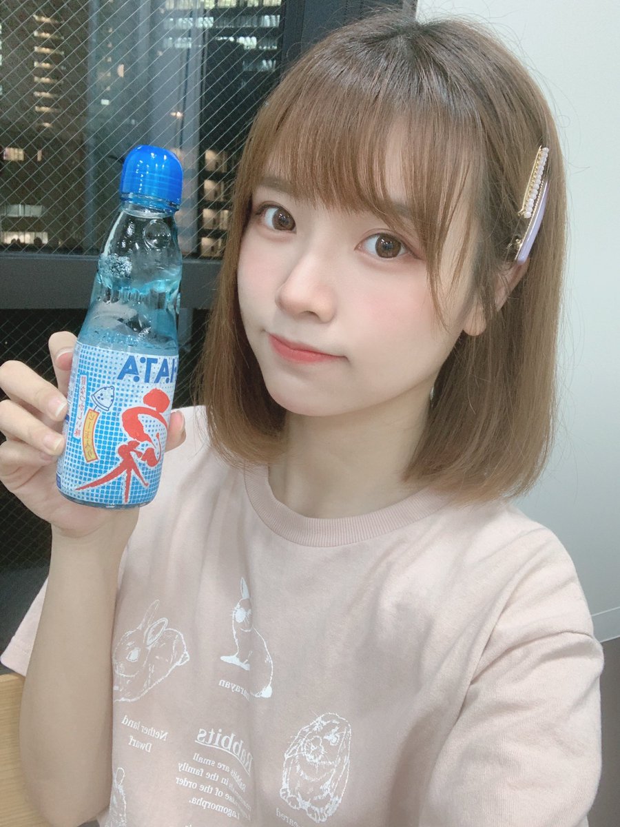 月1回のFC #YuUKoiDays 生配信✨

今回も楽しかった♪( ´▽｀)！
早く夏祭りも行ってみたいなぁ～

ラムネとの写真🎐
#Liyuu