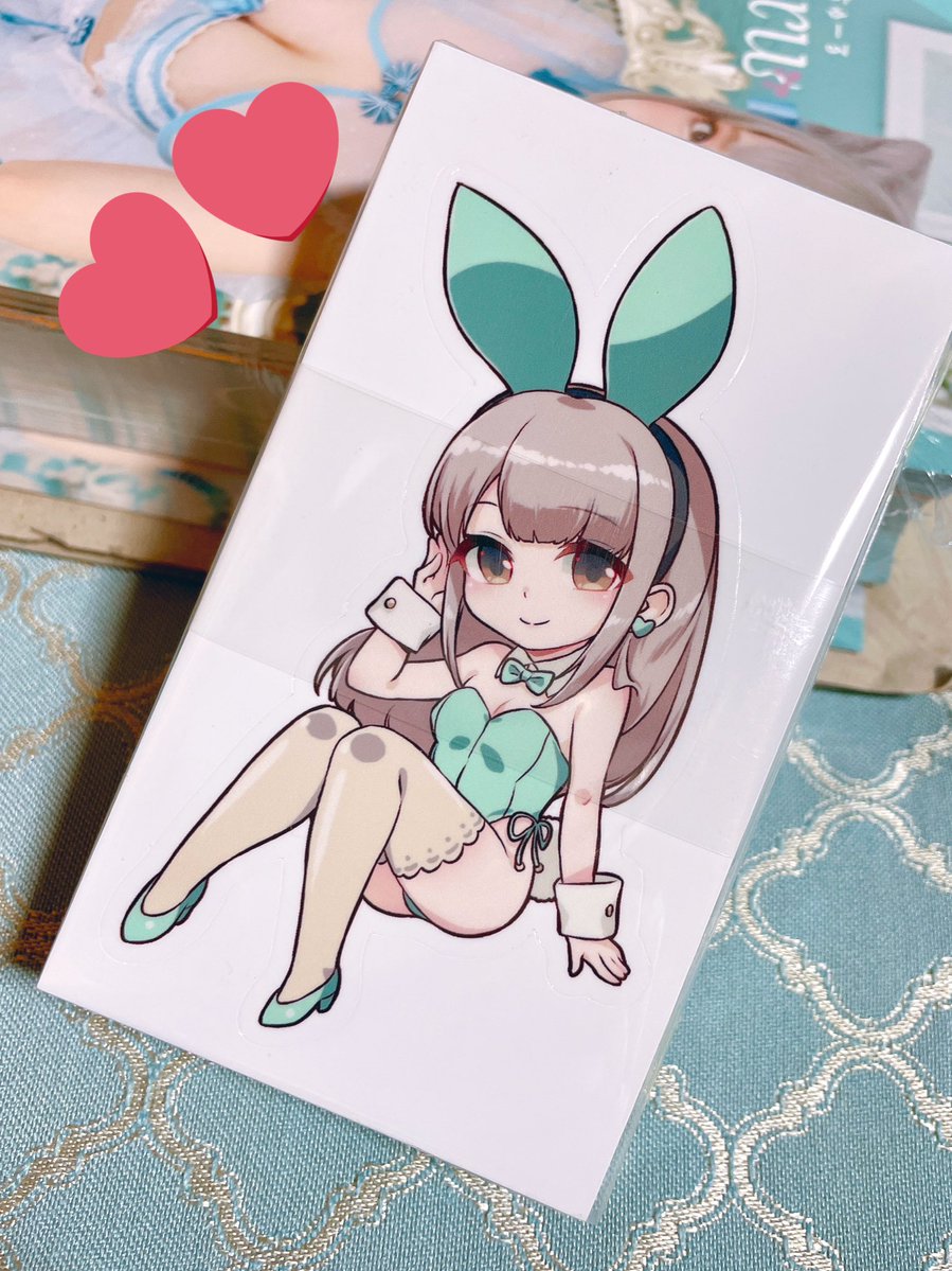 ふれいあのミニキャラを
なんとあの✨40原先生 @40hara に描いていただきました🥺❣️
新作グッズでステッカーやアクキーをつくったので、ぜひぜひお迎えして可愛がって下さい🐰✨