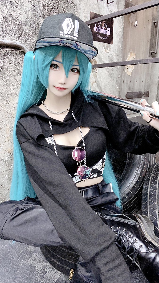 Street miku ☠

#しらゆきミク