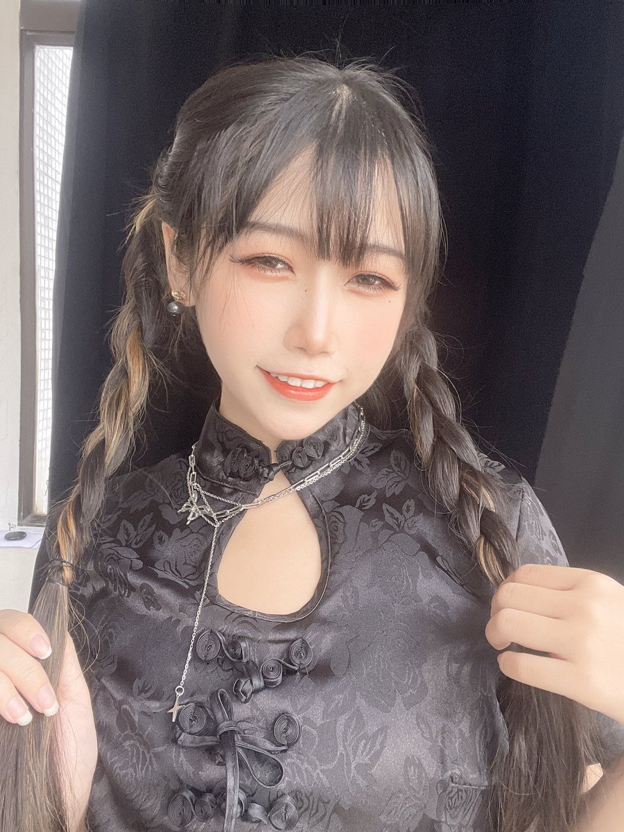 今天的旗袍姐姐