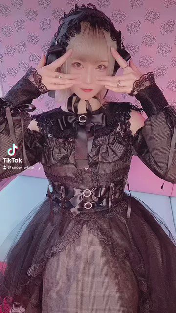 ダーリンダンス🎀

https://vt.tiktok.com/ZSed541q7/

#TikTok
#きゃんしろ @BarSyrup