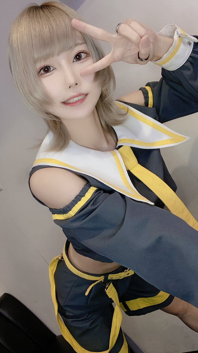 #39Party 黄色制服💛
今日みくぱ出勤だよ〜！