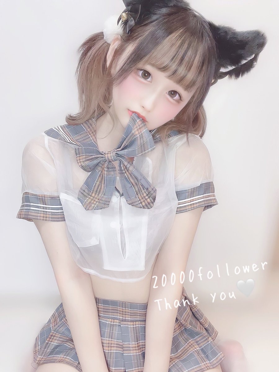 🤍透け×セーラー🤍ご主人には見えてる❔🐈⸜❤︎⸝‍10月もよろしくにゃん🎃🐾
