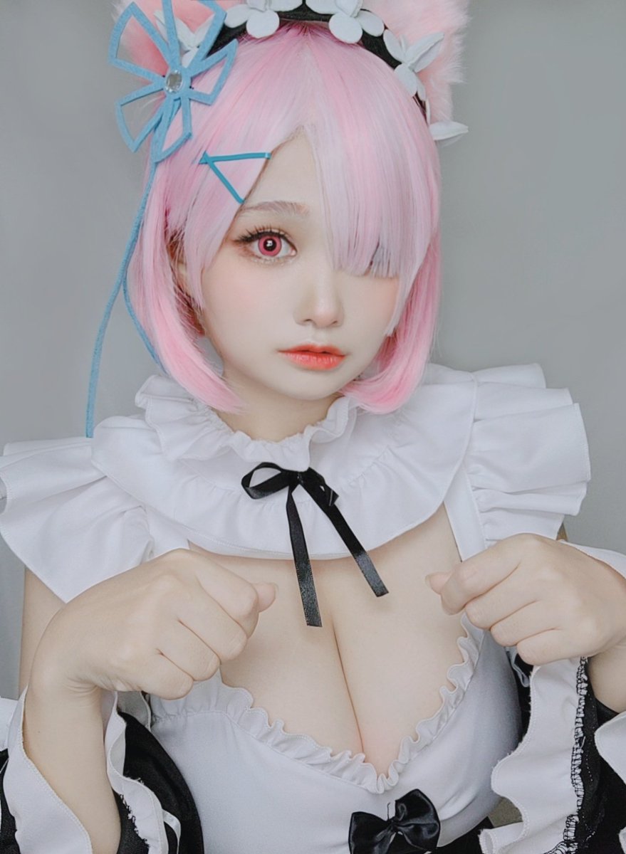 🌸  一人で
              ネコミミ ラム レム 🐱💕