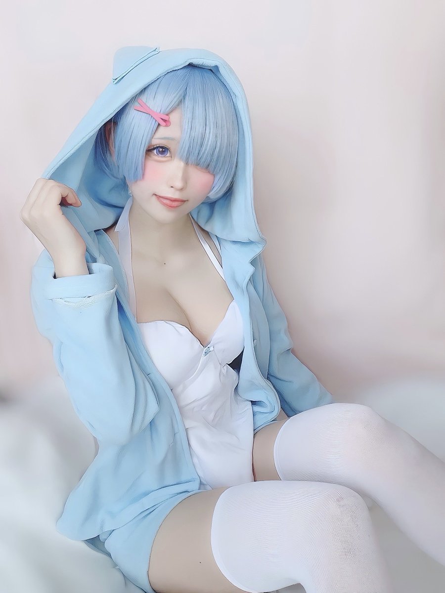 Re:ゼロから始める異世界生活/レム
フィギュア💎Nyanko mode🐈💭

『猫耳パジャマのレムは 
                   似合ってますか…？♡』

 #コスプレ #Cosplay