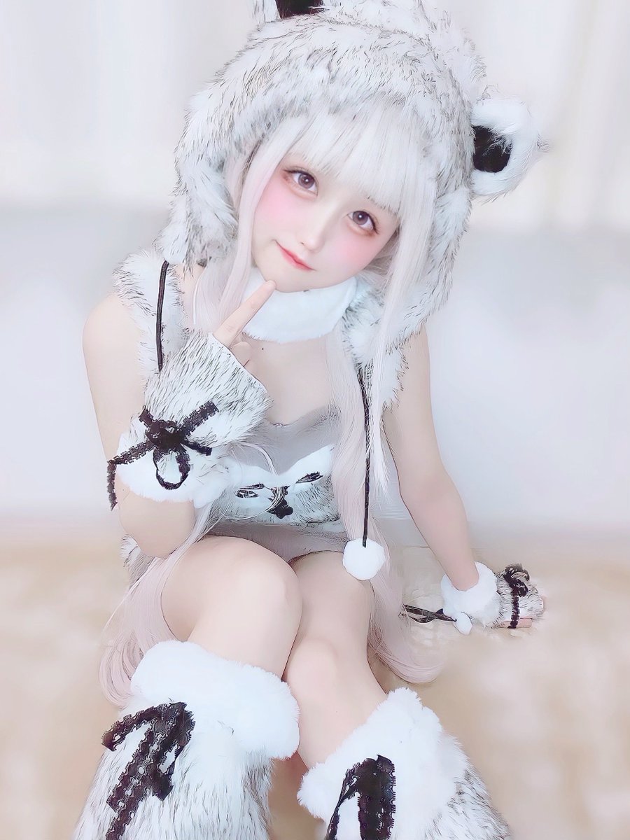 一人にしないでね。。🐻‍❄️🤍

 #Cosplay  #Malymoon